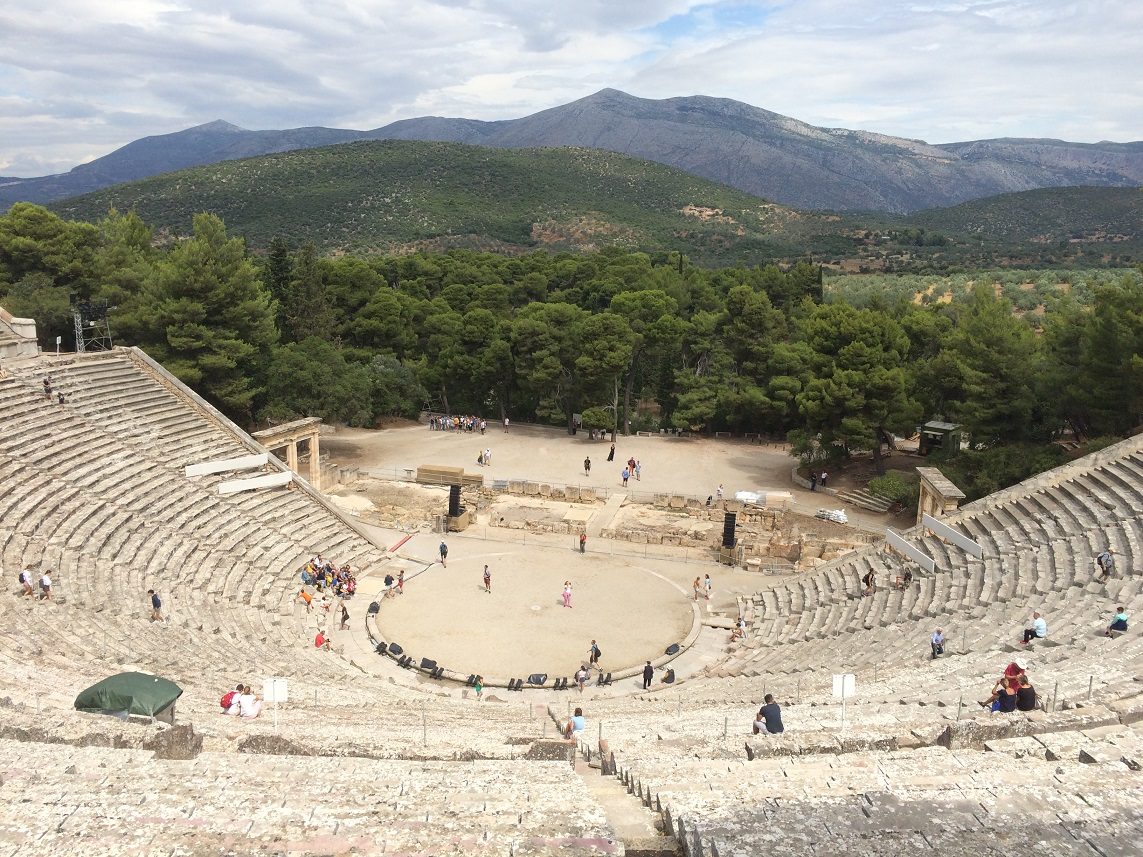 Theatre%2C%20Epidaurus%20%282%29.jpg
